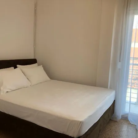 Trinity Family Apartment Agia Triada (Thessaloniki)
