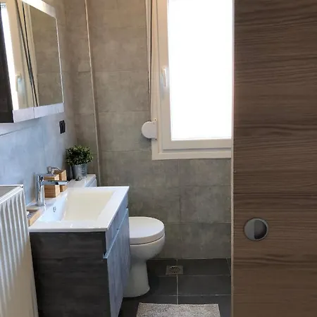 Trinity Family Apartment Agia Triada (Thessaloniki)